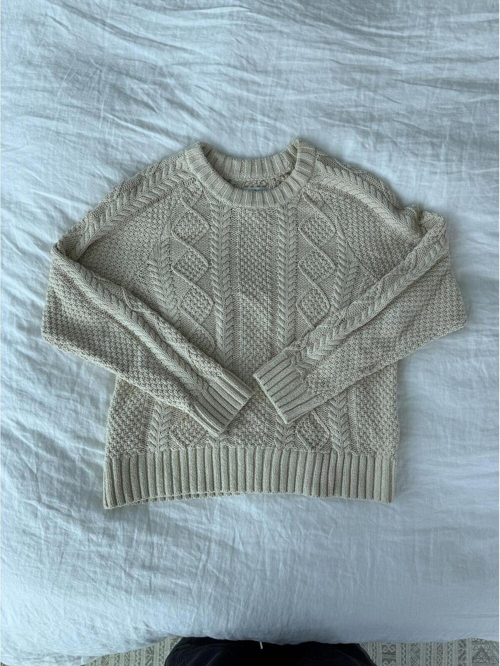 LL Bean Women's Signature Cotton Fisherman Sweater - Picture 2 of 3